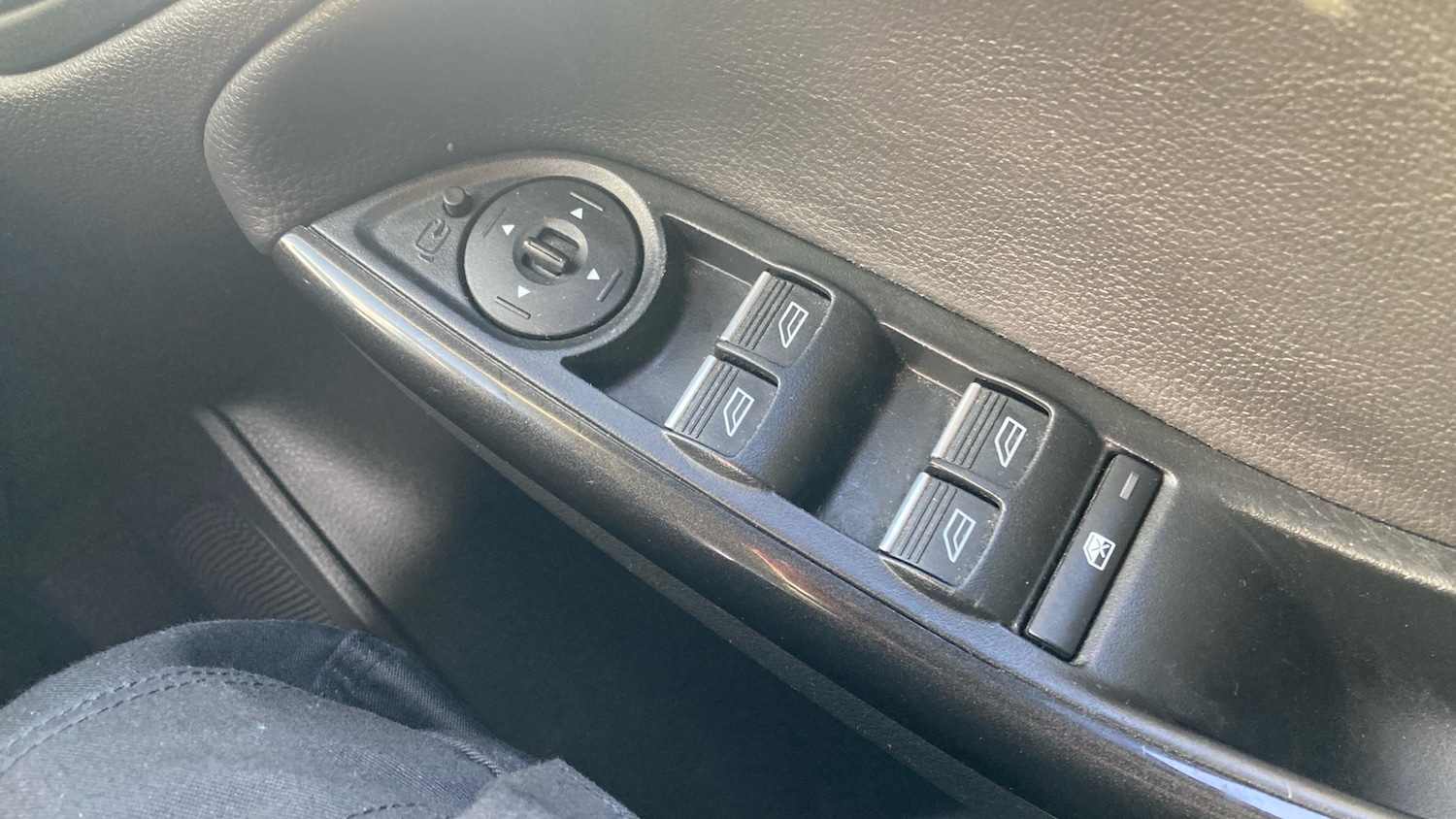 Used Ford Focus 2015 for sale - 76903848: Photo 24