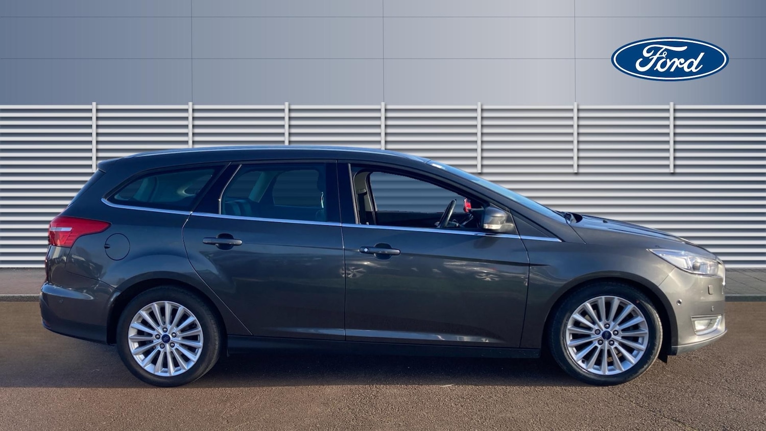 Used Ford Focus 2015 for sale - 76903848: Photo 5