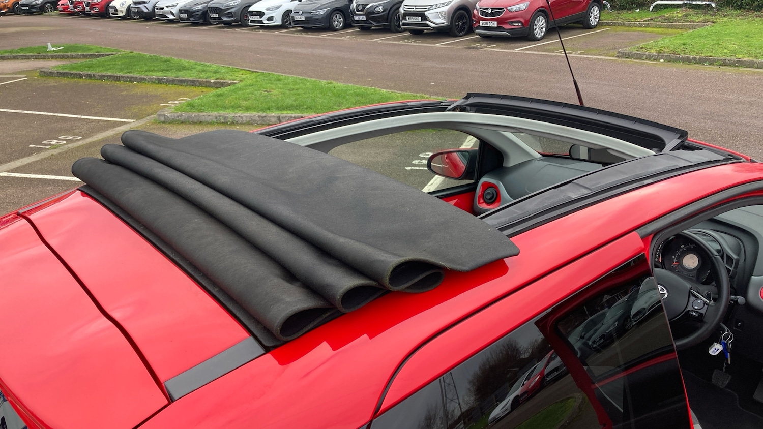 Used Toyota AYGO 2019 for sale - 77071379: Photo 31