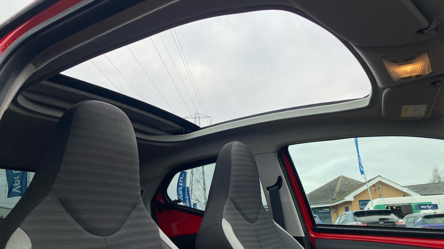 Used Toyota AYGO 2019 for sale - 77071379: Photo 32