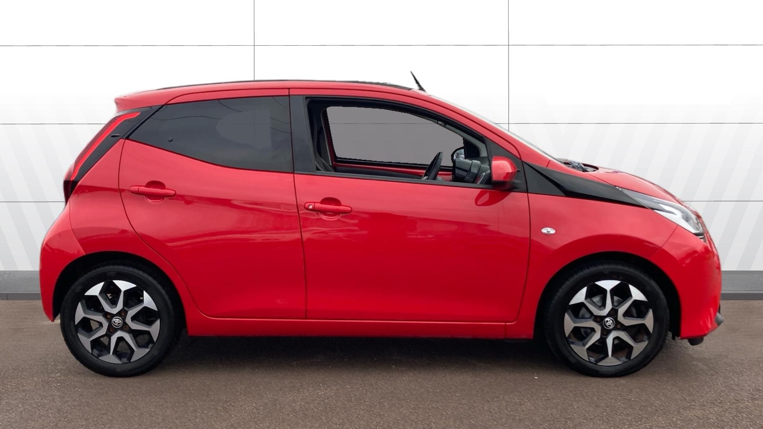 Used Toyota AYGO 2019 for sale - 77071379: Photo 5