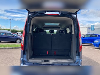 Used Ford Grand Tourneo Connect 2022 for sale - 78949905: Photo