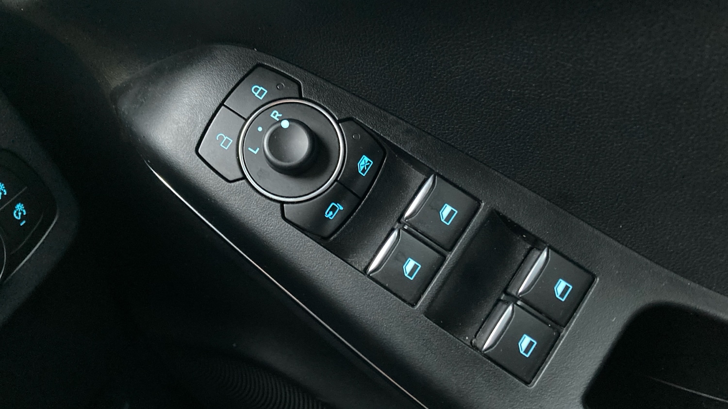 Used Ford Puma 2021 for sale - 77417371: Photo 21