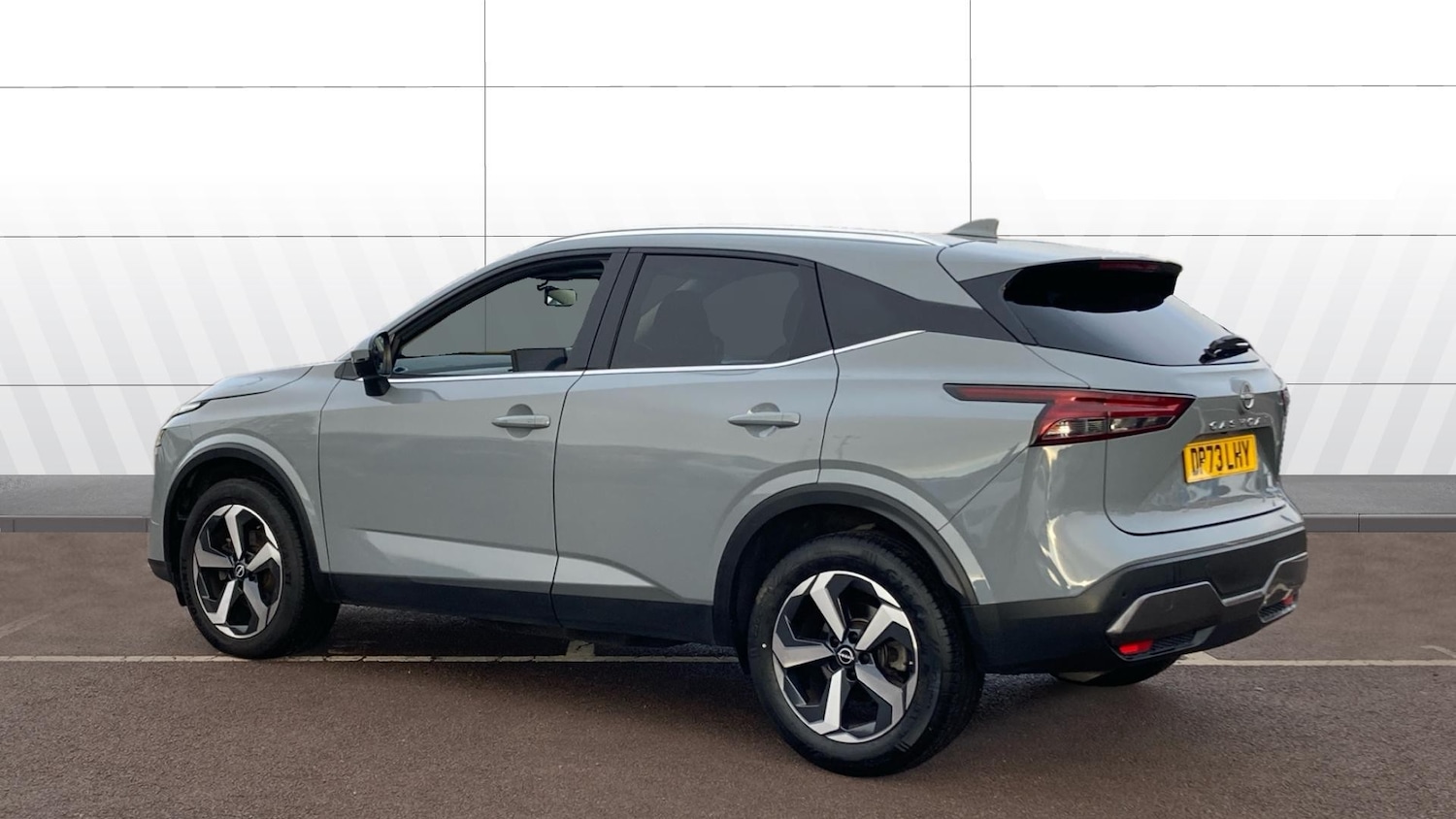 Used Nissan Qashqai 2023 for sale - 76830543: Photo 2