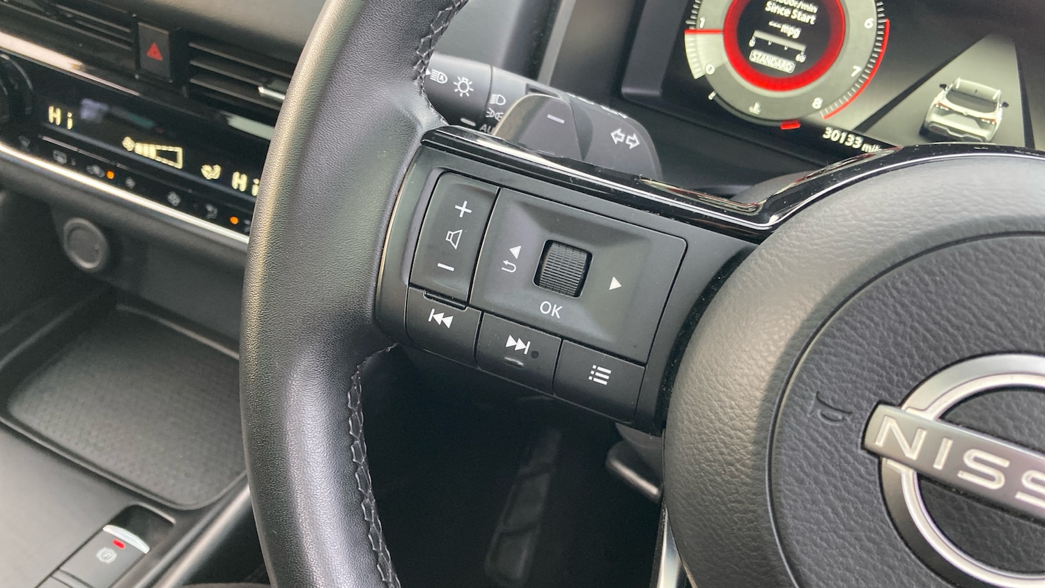 Used Nissan Qashqai 2023 for sale - 76830543: Photo 25