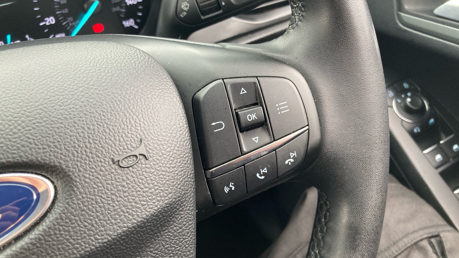 Used Ford Focus 2022 for sale - 75994289: Photo 23