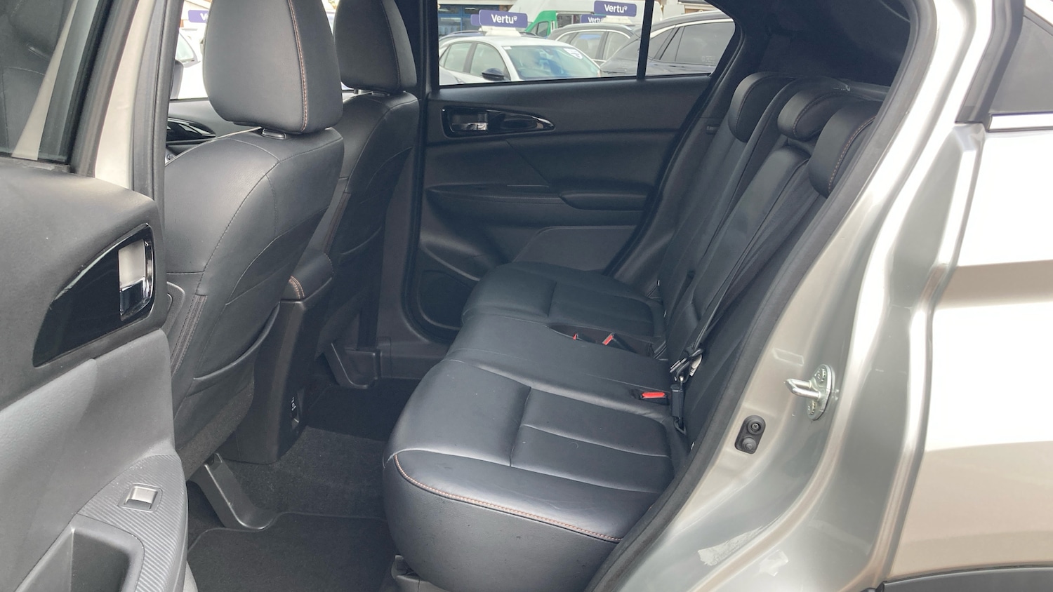 Used Mitsubishi Eclipse Cross 2018 for sale - 76504351: Photo 16