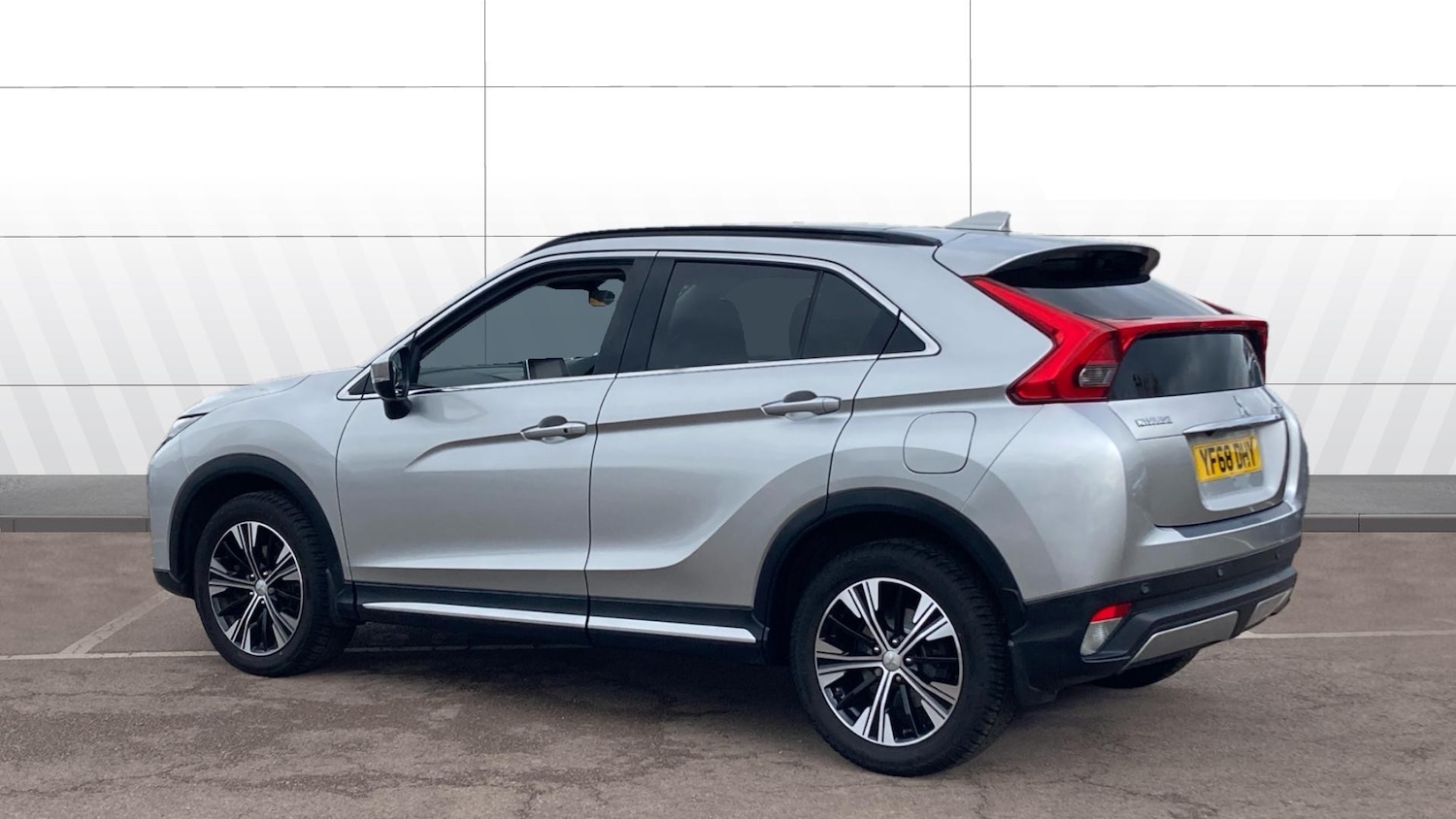 Used Mitsubishi Eclipse Cross 2018 for sale - 76504351: Photo 2