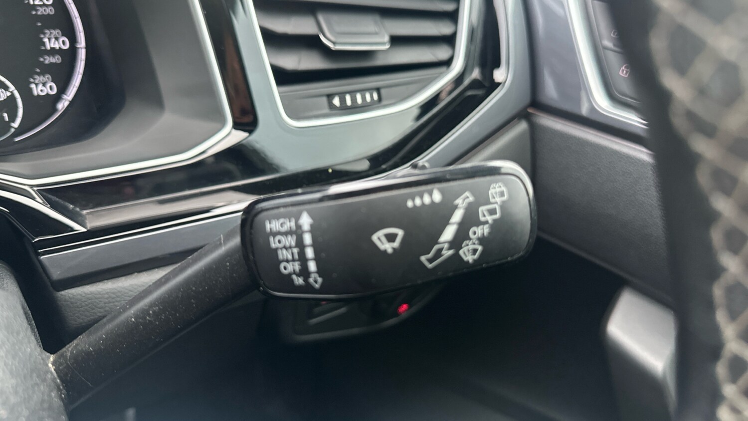 Used Volkswagen Polo 2020 for sale - 77578108: Photo 23