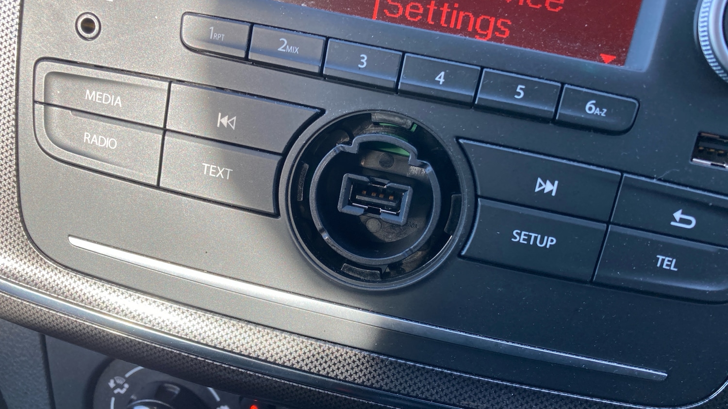 Used Dacia Sandero Stepway 2017 for sale - 77116403: Photo 37