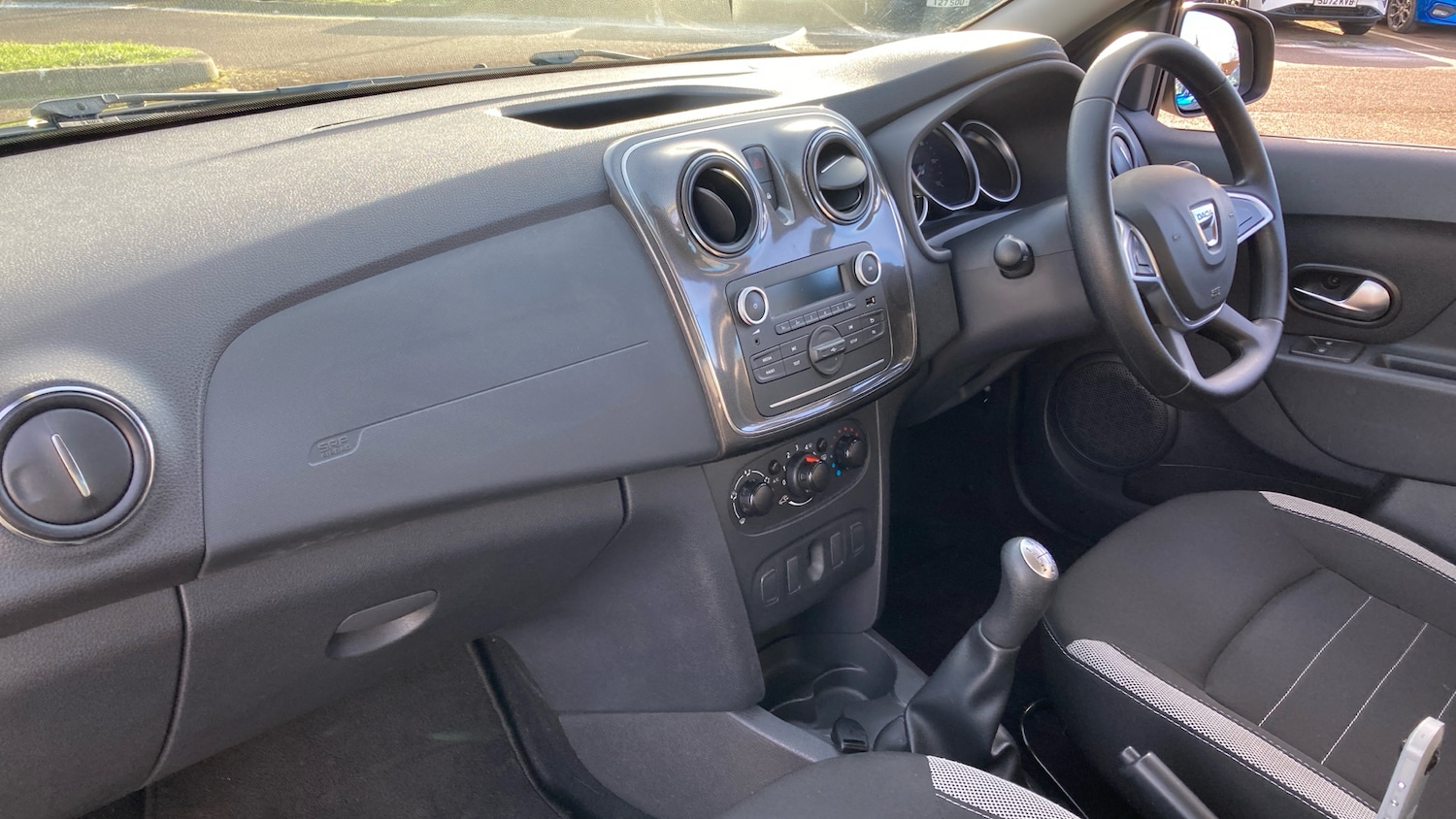 Used Dacia Sandero Stepway 2017 for sale - 77116403: Photo 9