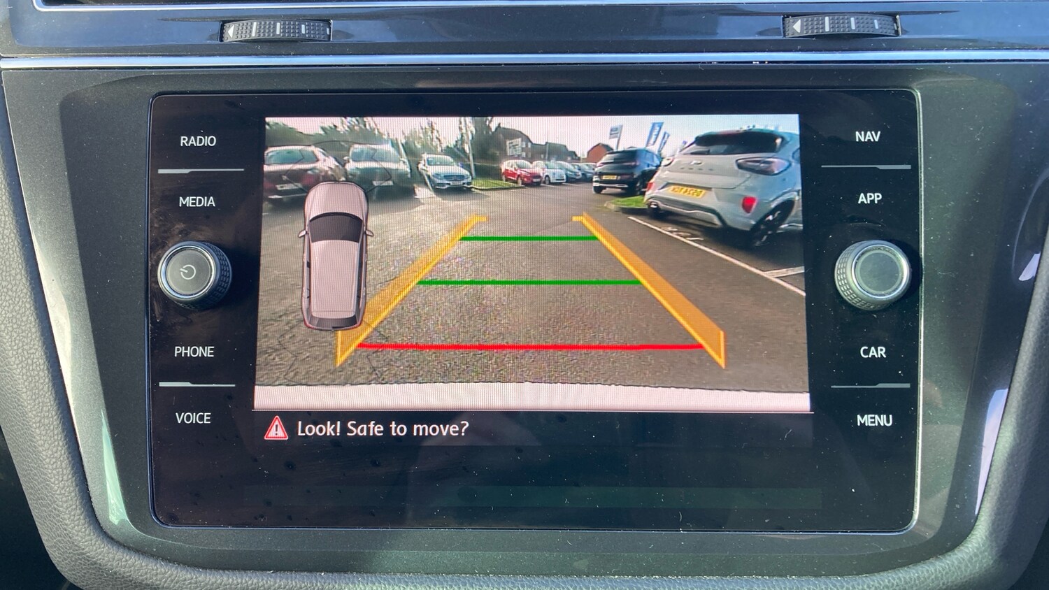 Used Volkswagen Tiguan 2019 for sale - 77379101: Photo 27