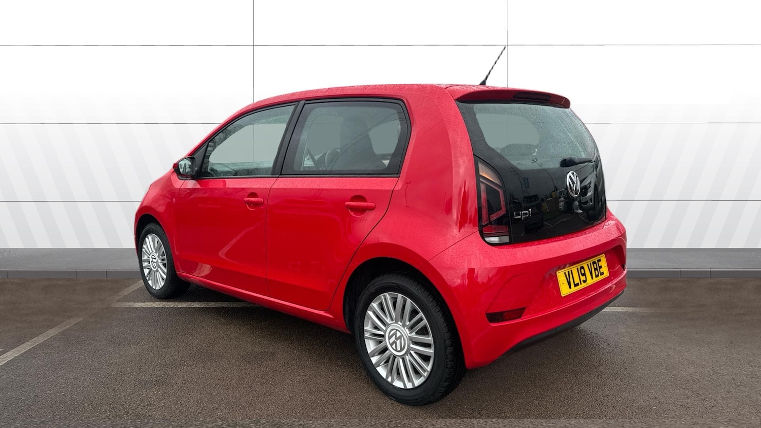 Used Volkswagen up! 2019 for sale - 77462321: Photo 2