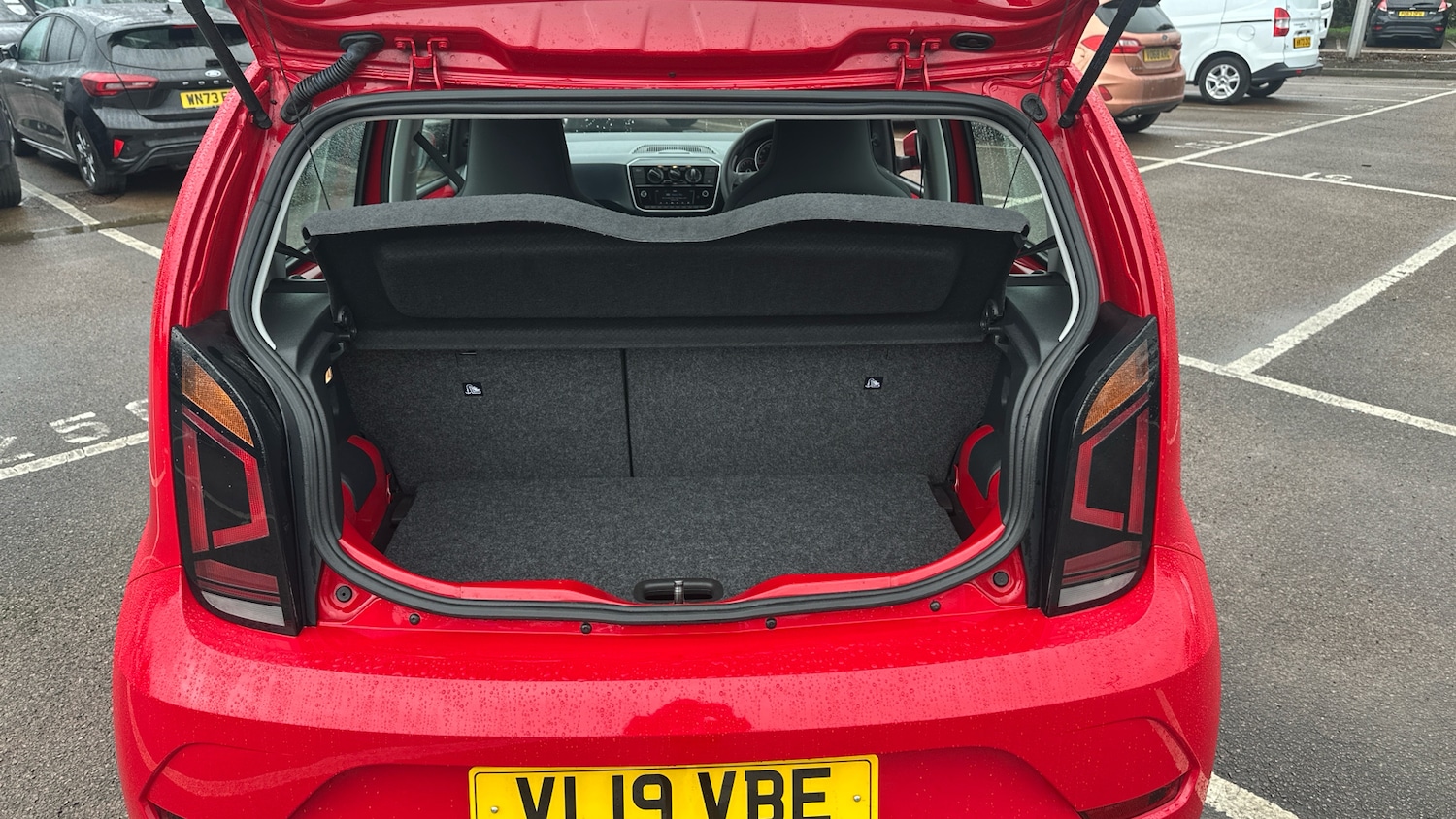 Used Volkswagen up! 2019 for sale - 77462321: Photo 4