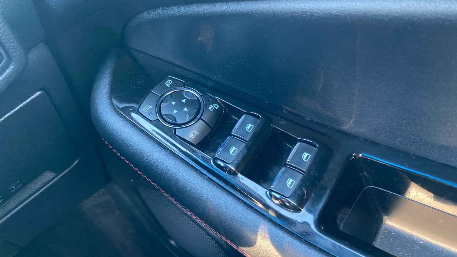 Used Ford Edge 2019 for sale - 77004252: Photo 23