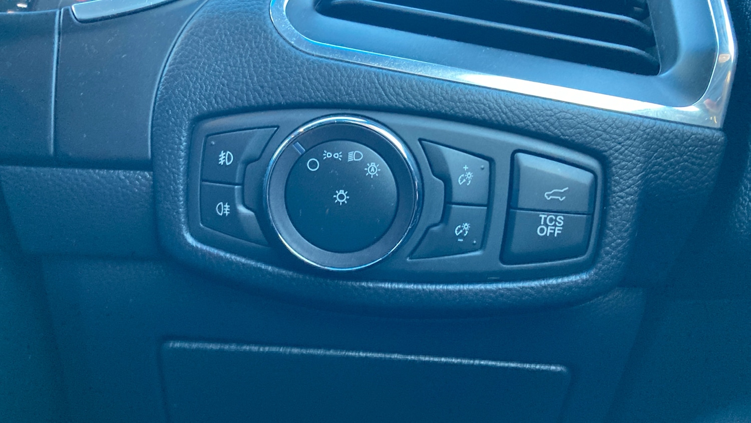 Used Ford Edge 2019 for sale - 77004252: Photo 26