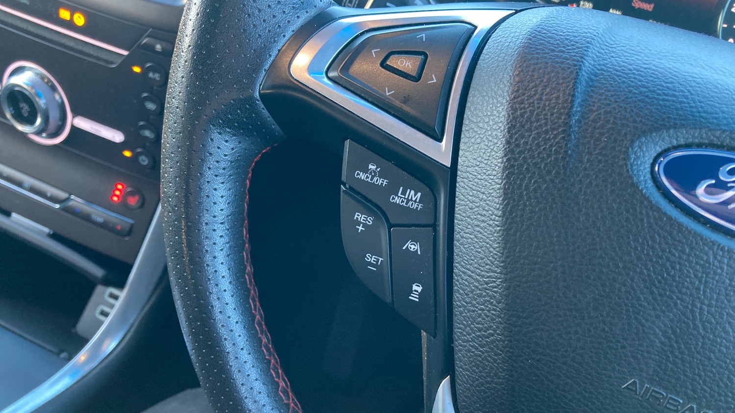 Used Ford Edge 2019 for sale - 77004252: Photo 29