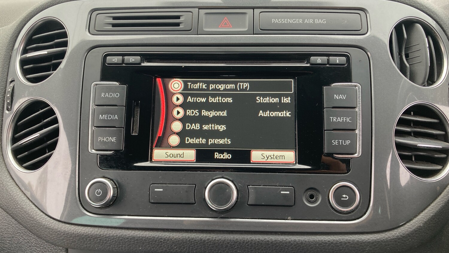 Used Volkswagen Tiguan 2014 for sale - 76287887: Photo 12