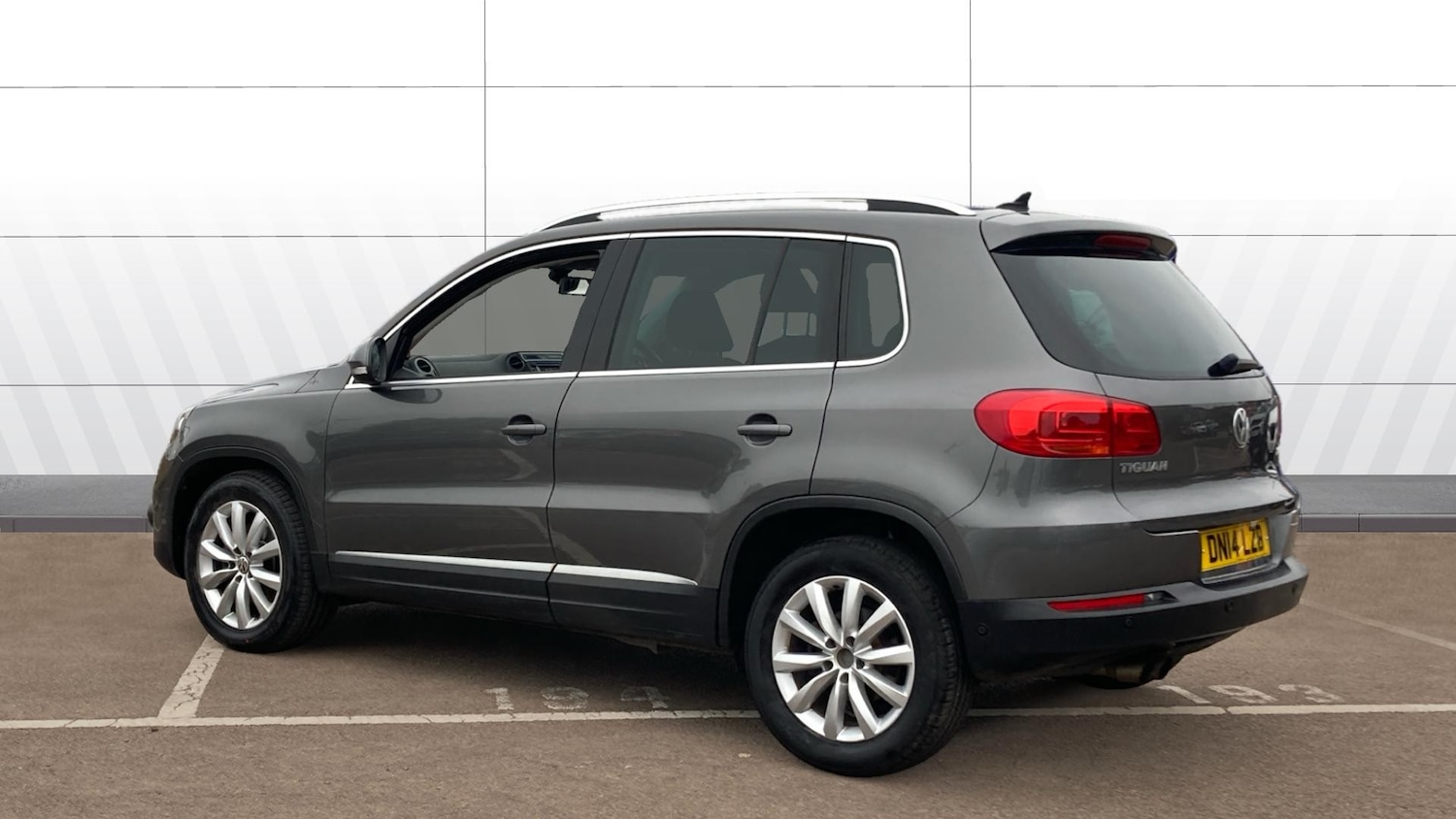 Used Volkswagen Tiguan 2014 for sale - 76287887: Photo 2