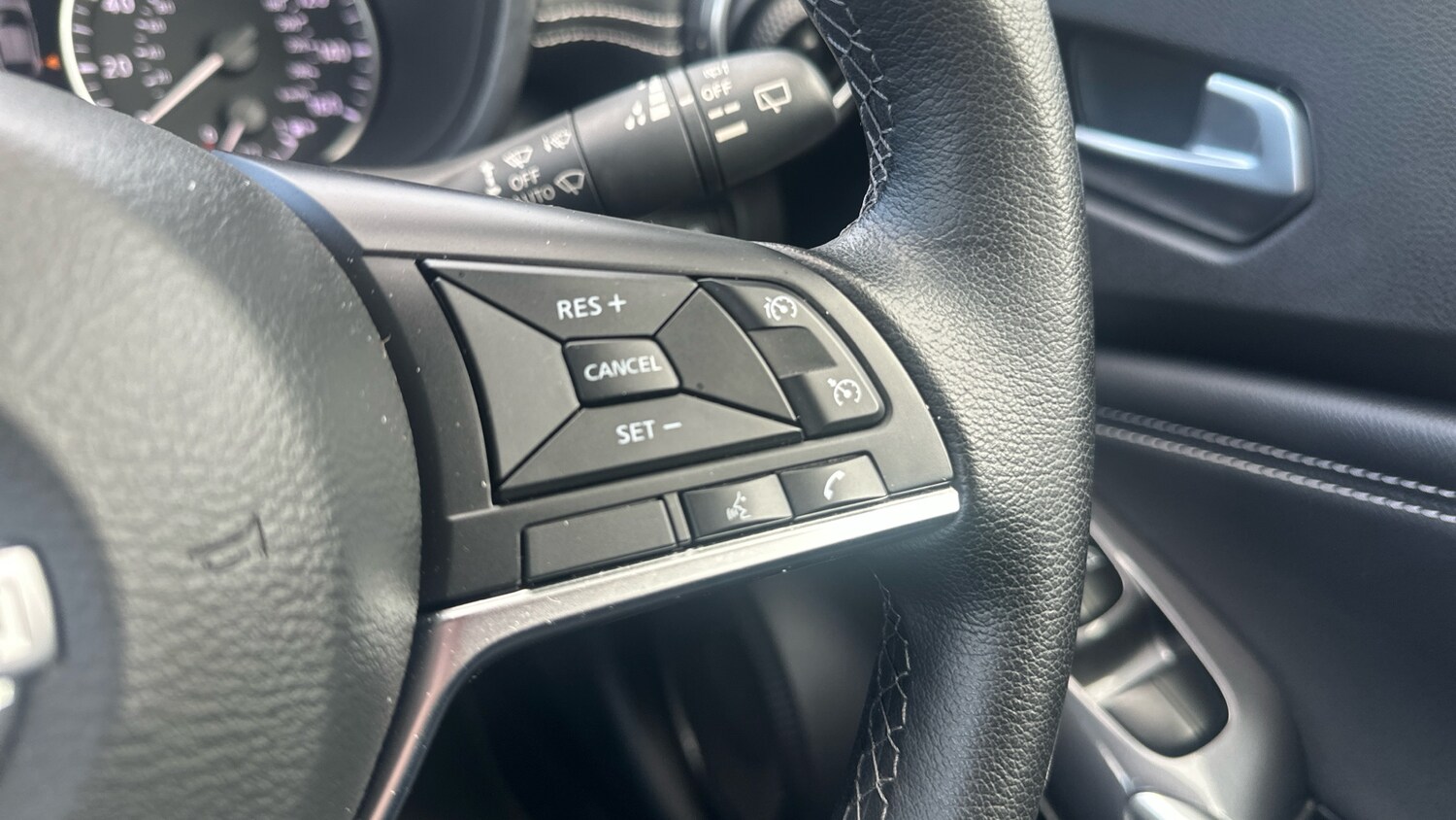 Used Nissan Juke 2023 for sale - 78025253: Photo 28