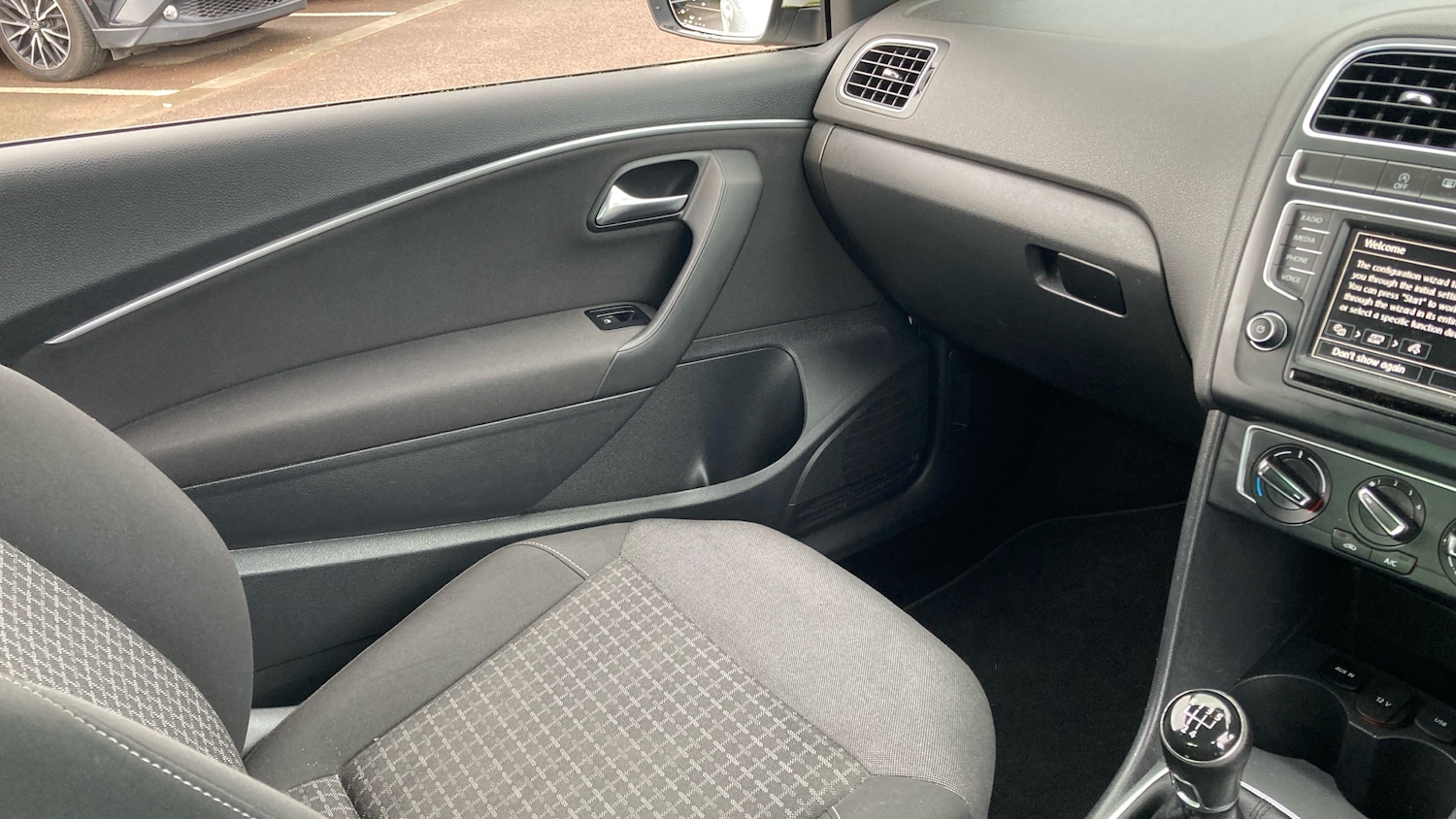 Used Volkswagen Polo 2017 for sale - 77026038: Photo 14