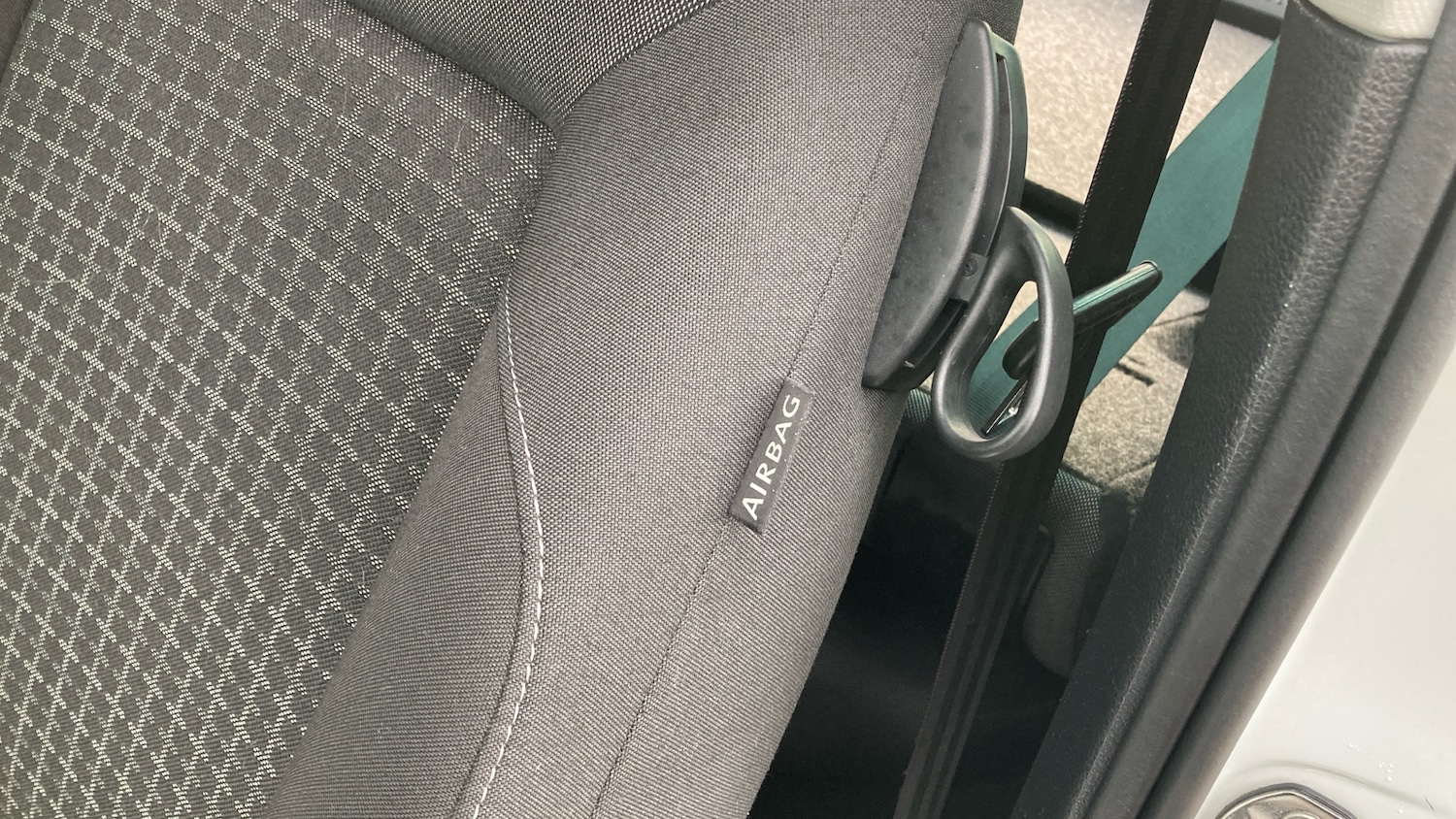 Used Volkswagen Polo 2017 for sale - 77026038: Photo 33