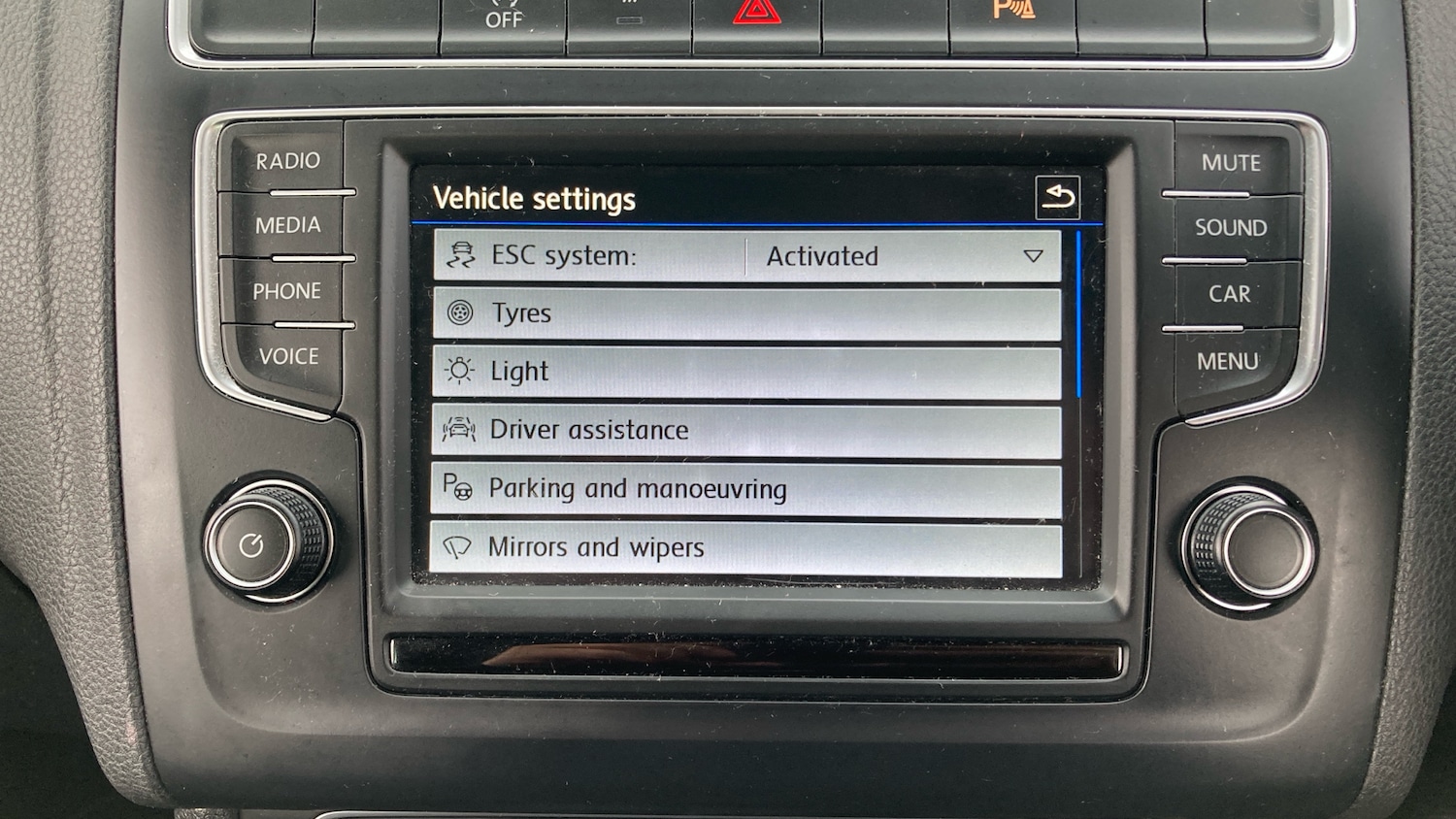 Used Volkswagen Polo 2017 for sale - 77026038: Photo 35