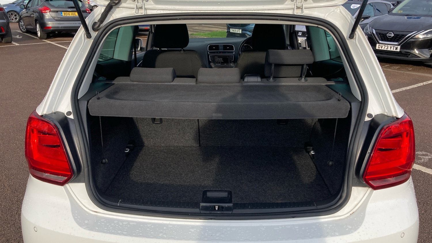 Used Volkswagen Polo 2017 for sale - 77026038: Photo 4