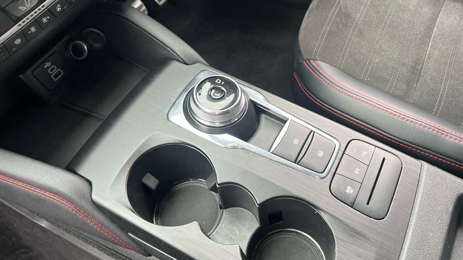 Used Ford Kuga 2024 for sale - 77789059: Photo 13