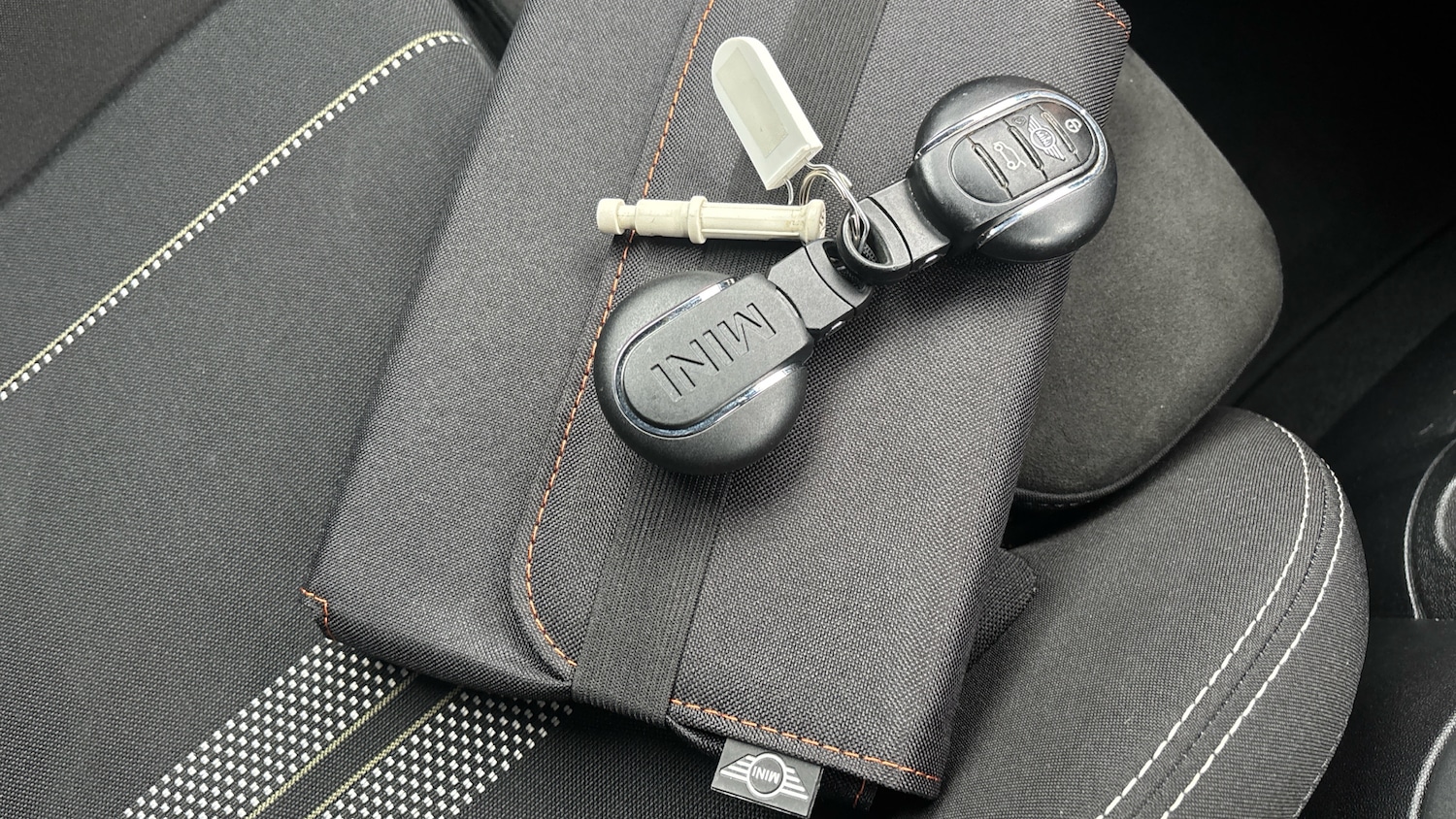 Used MINI Hatch 2019 for sale - 76845751: Photo 19