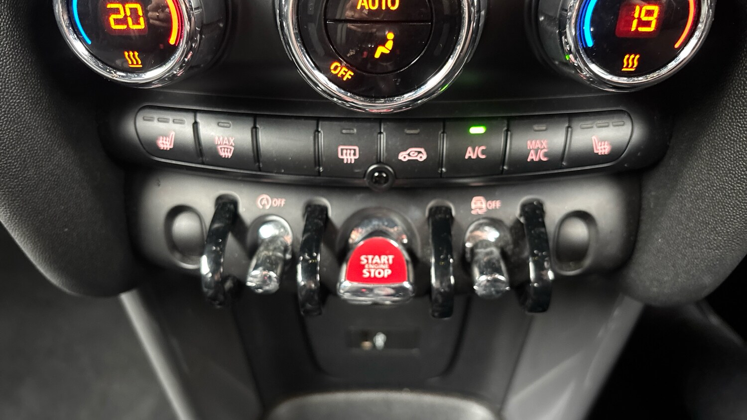 Used MINI Hatch 2019 for sale - 76845751: Photo 21