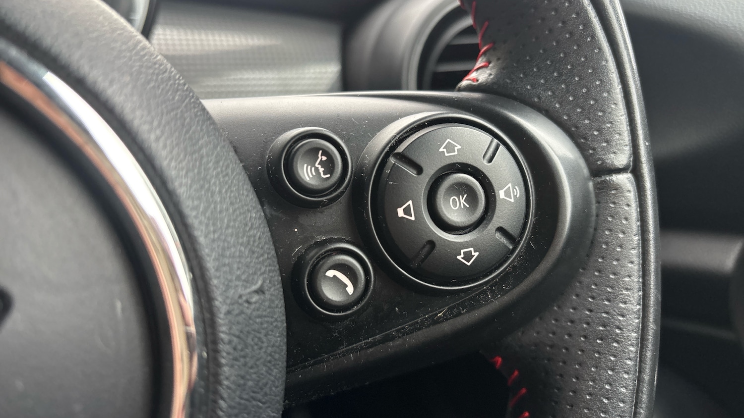 Used MINI Hatch 2019 for sale - 76845751: Photo 24