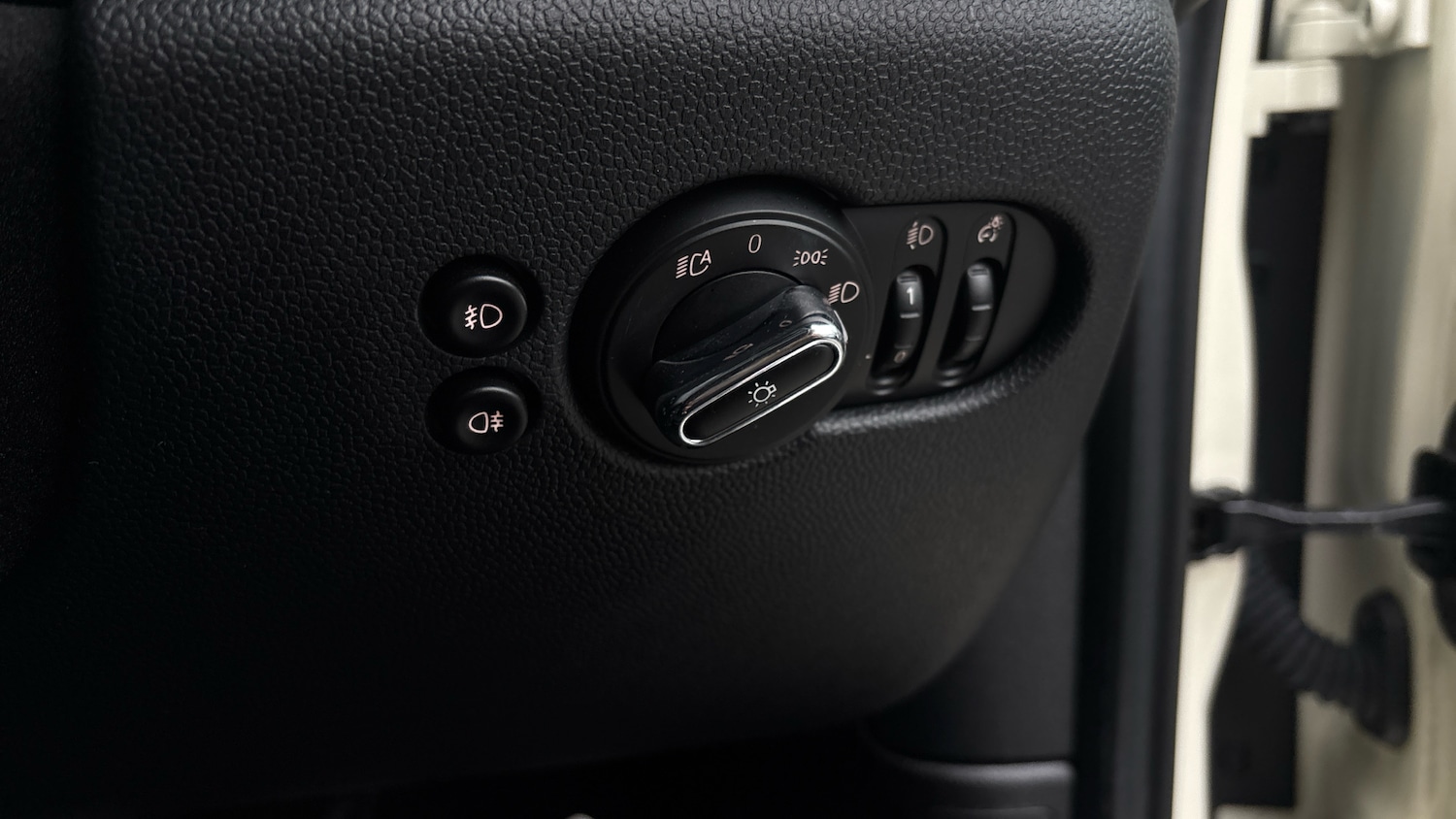 Used MINI Hatch 2019 for sale - 76845751: Photo 34