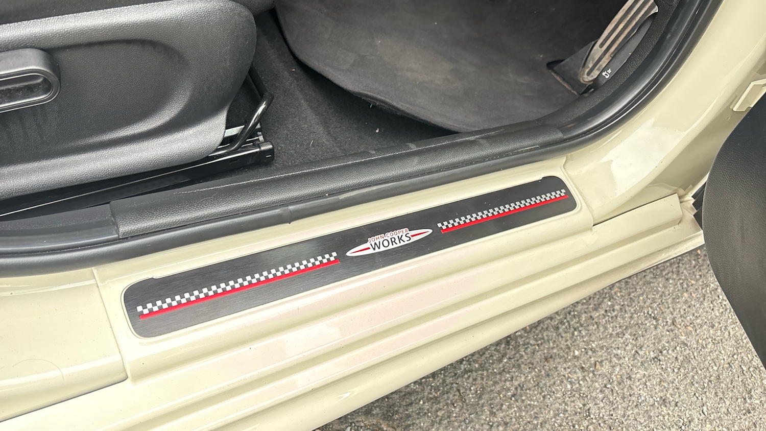 Used MINI Hatch 2019 for sale - 76845751: Photo 35