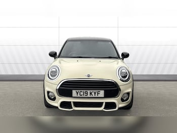 Used MINI Hatch 2019 for sale - 76845751: Photo