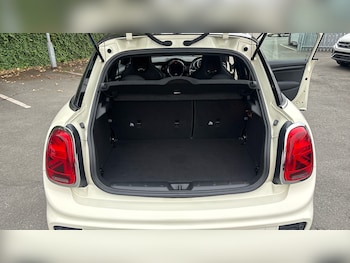 Used MINI Hatch 2019 for sale - 76845751: Photo