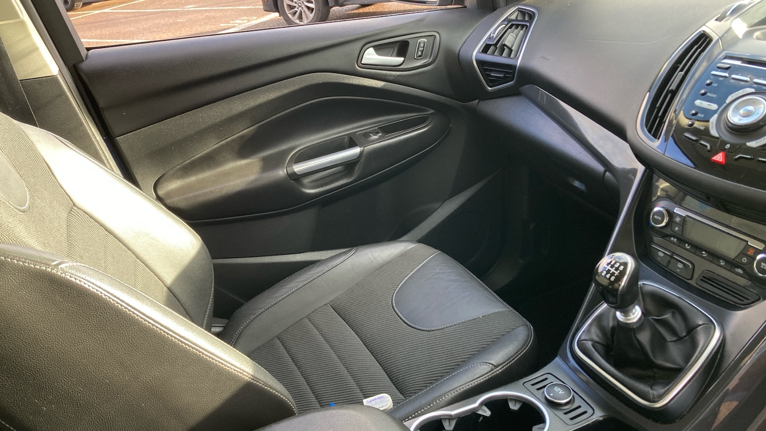 Used Ford Kuga 2014 for sale - 77300904: Photo 14