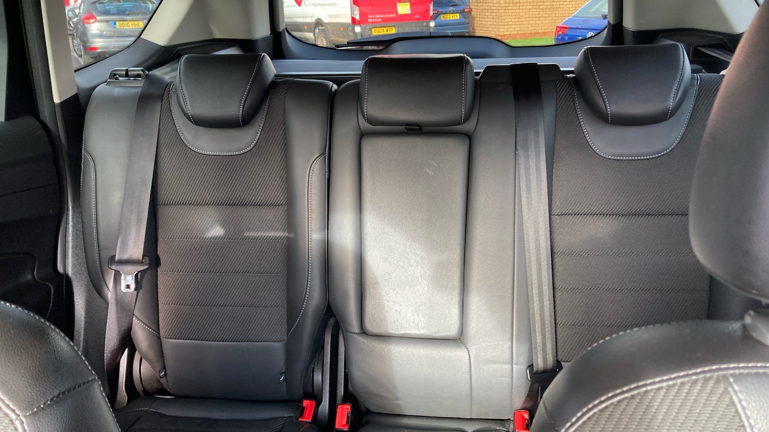 Used Ford Kuga 2014 for sale - 77300904: Photo 15