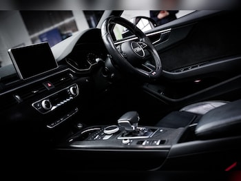 Used Audi A5 Cabriolet 2018 for sale - 77081585: Photo