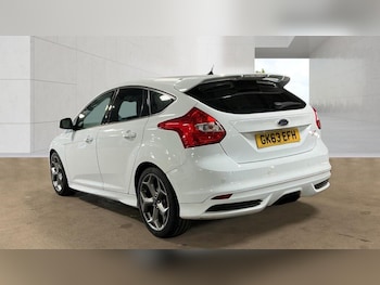 Used Ford Focus 2013 for sale - 79018802: Photo