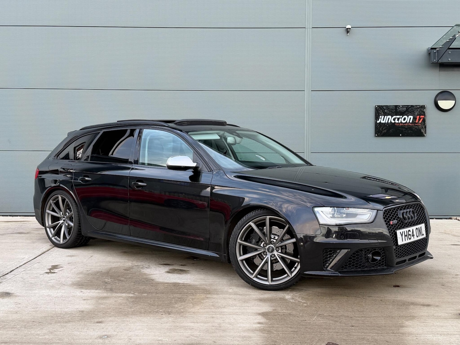 Used Audi RS4 Avant 2014 for sale - 76832307: Photo 1