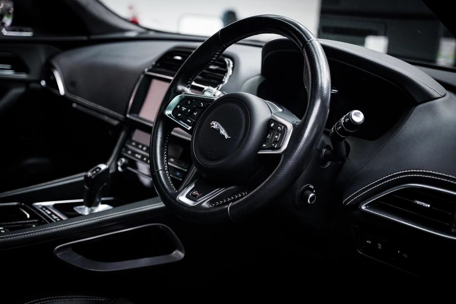 Used Jaguar F-Pace 2019 for sale - 77174665: Photo 16