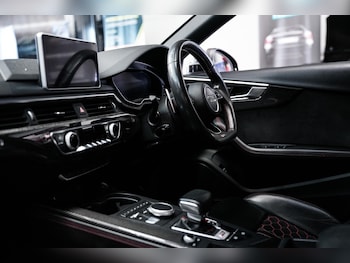 Used Audi RS4 2018 for sale - 79553514: Photo