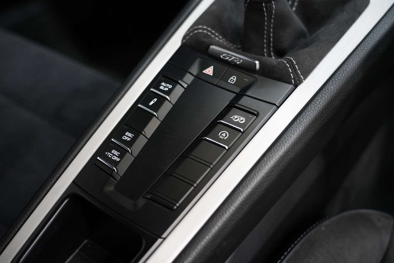 Used Porsche Cayman 2020 for sale - 76658315: Photo 36