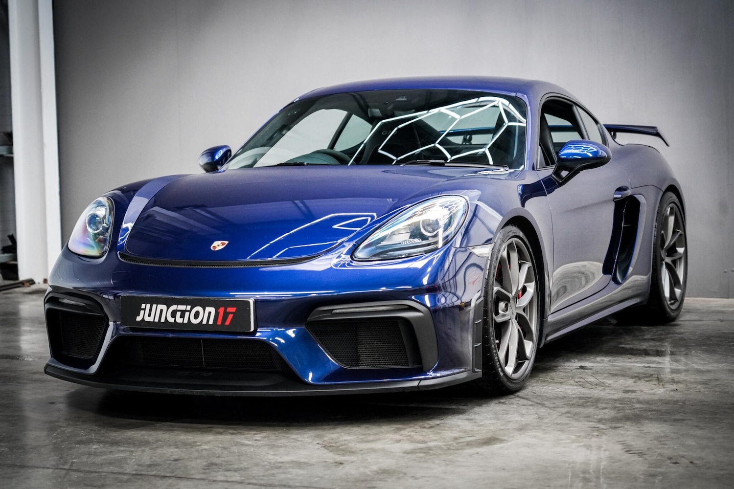 Used Porsche Cayman 2020 for sale - 76658315: Photo 6