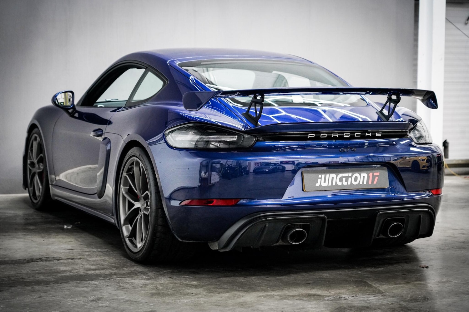 Used Porsche Cayman 2020 for sale - 76658315: Photo 7