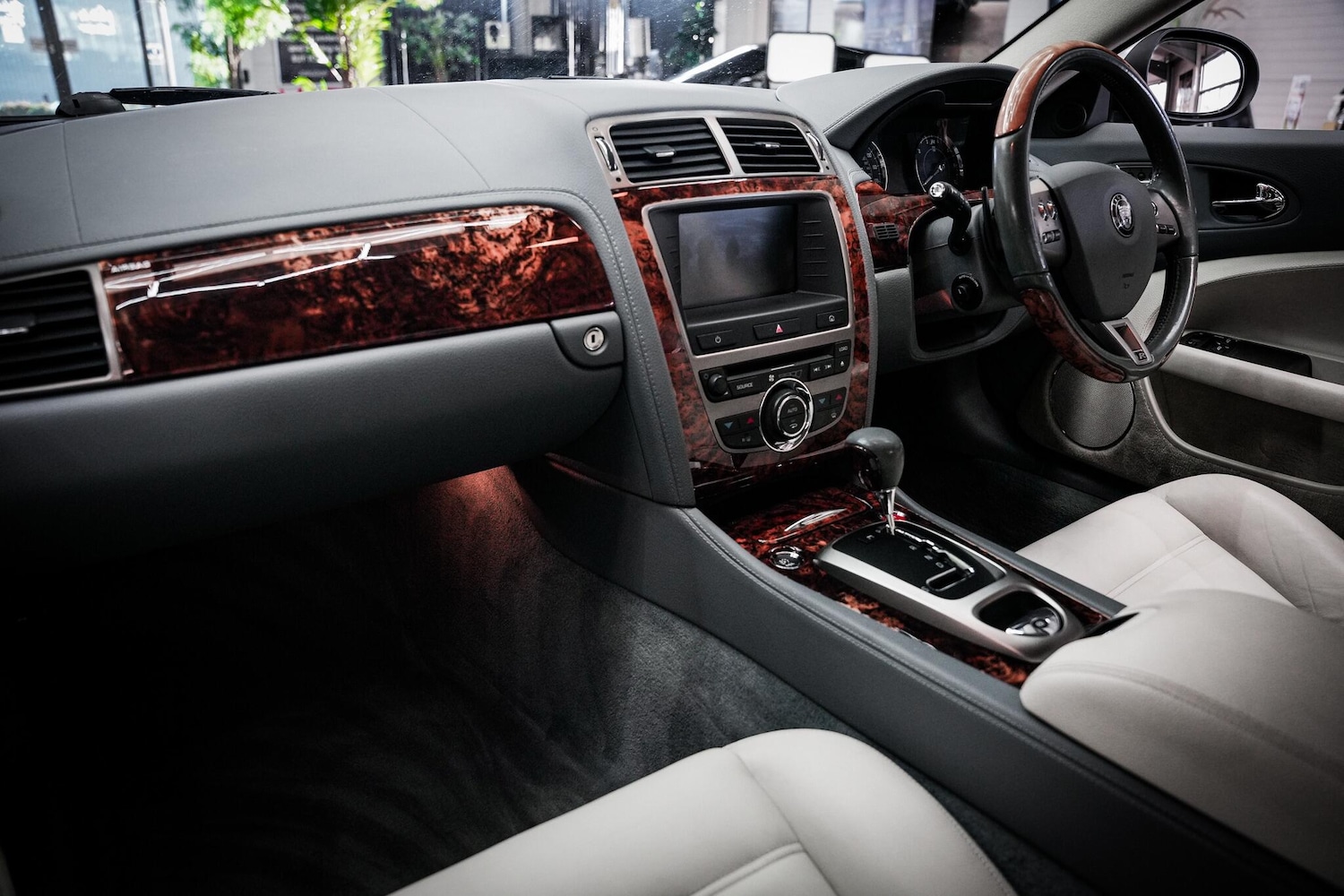 Used Jaguar XKR 2007 for sale - 77440290: Photo 19