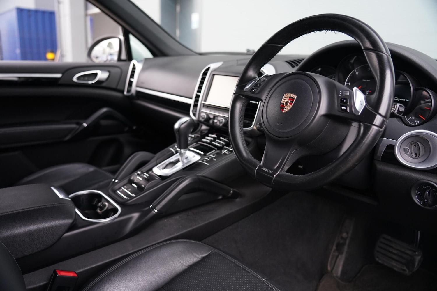 Used Porsche Cayenne 2013 for sale - 77191735: Photo 2