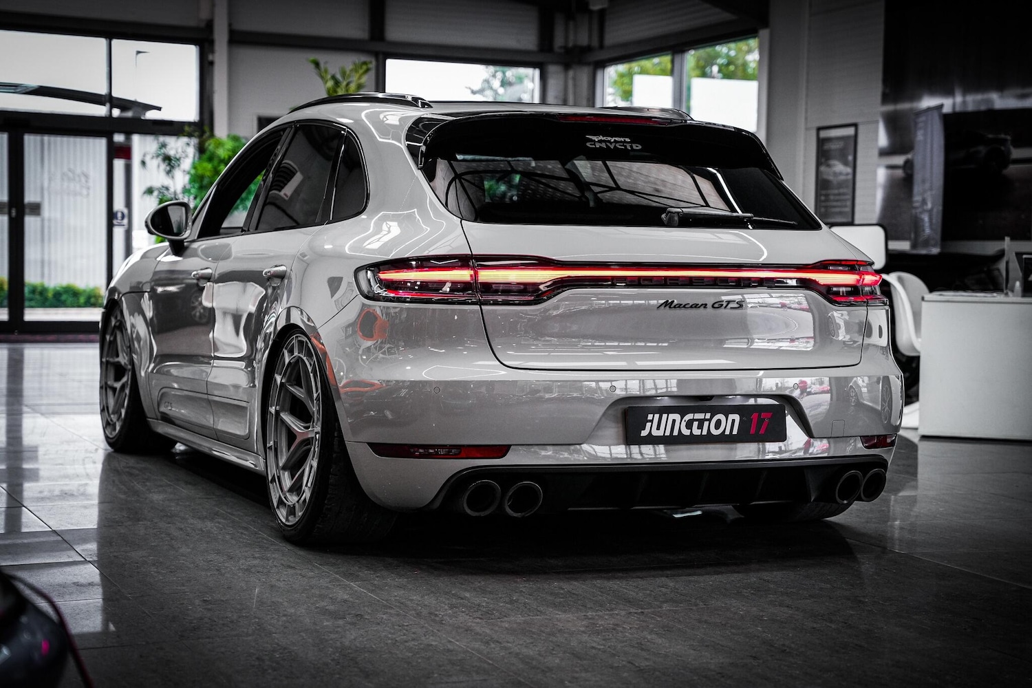 Used Porsche Macan 2021 for sale - 76658425: Photo 13