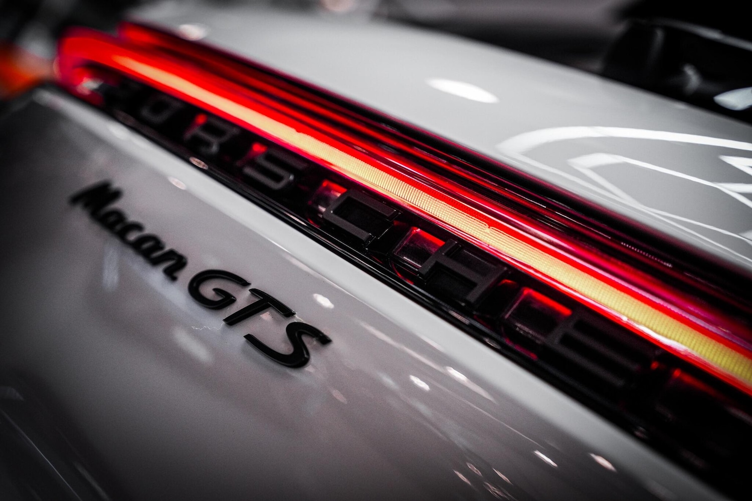 Used Porsche Macan 2021 for sale - 76658425: Photo 43